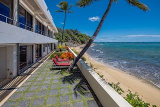 Photo of Diamond Head Beachfront Modern Luxury
