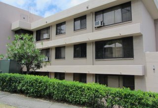 15-Unit Apartment Building in Great Punchbowl Location