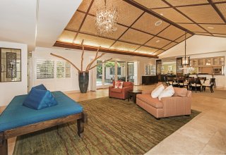 Kahala Island-Style Steel Framed One-Level Luxury Home