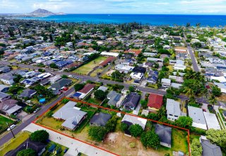4 Homes on 31,407 SF Lot - Great Kailua Location