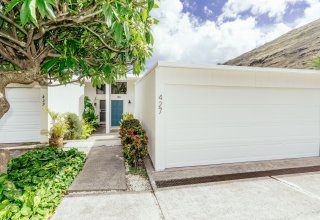 Renovated Marina Front Townhome - Hale Makani Kai, Hawaii Kai