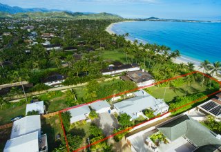 Kailua Beachfront - Two Homes, Both with Vacation Rental Licenses