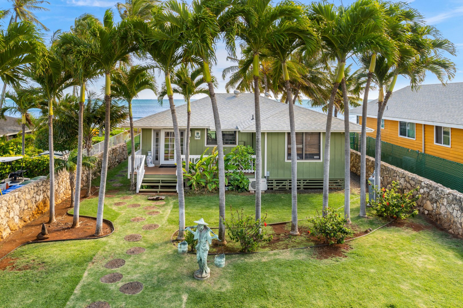 Beachfront Ewa Beach Two Homes, Ewa Beach 96706 Single Family for